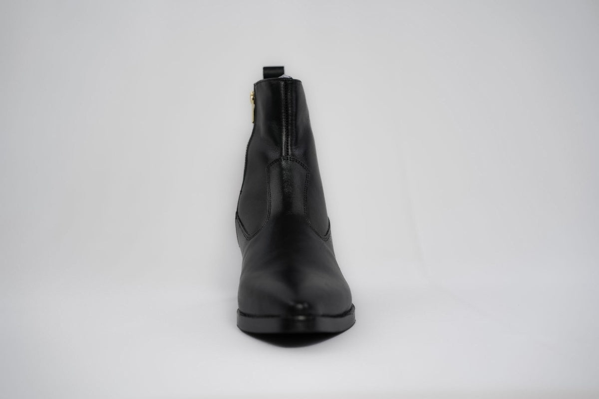 Onyx Calfskin boots