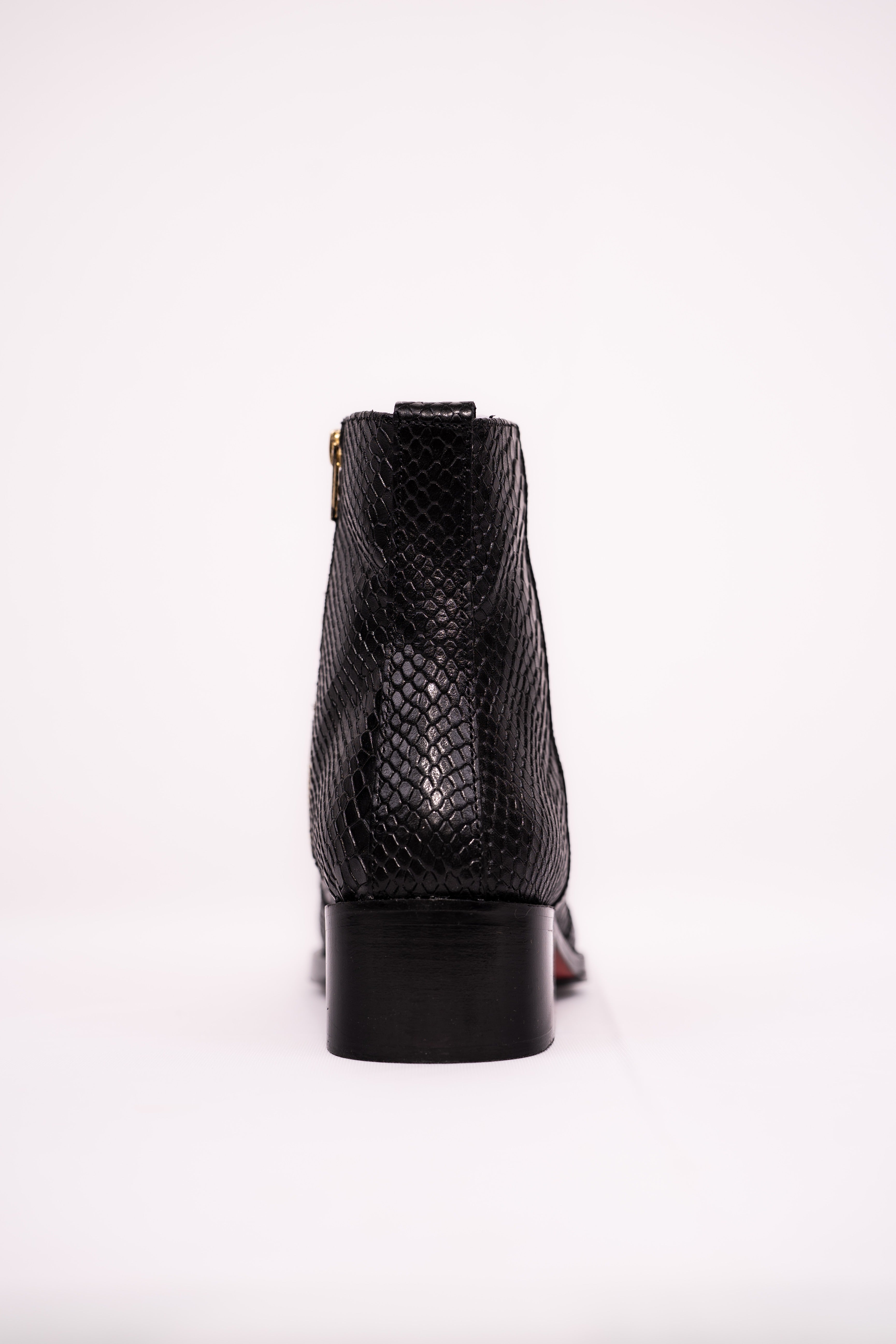 Onyx Mamba Boots