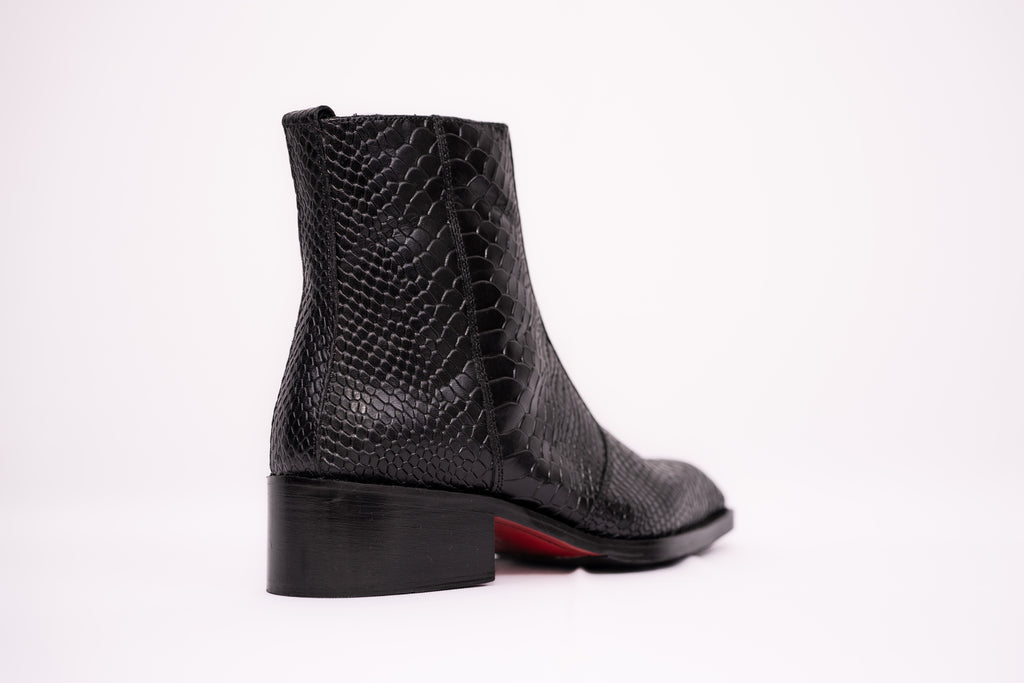 Onyx Mamba Boots
