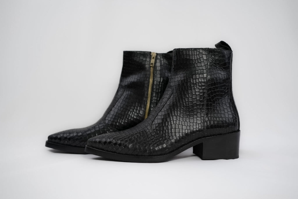 Onyx Krait boots