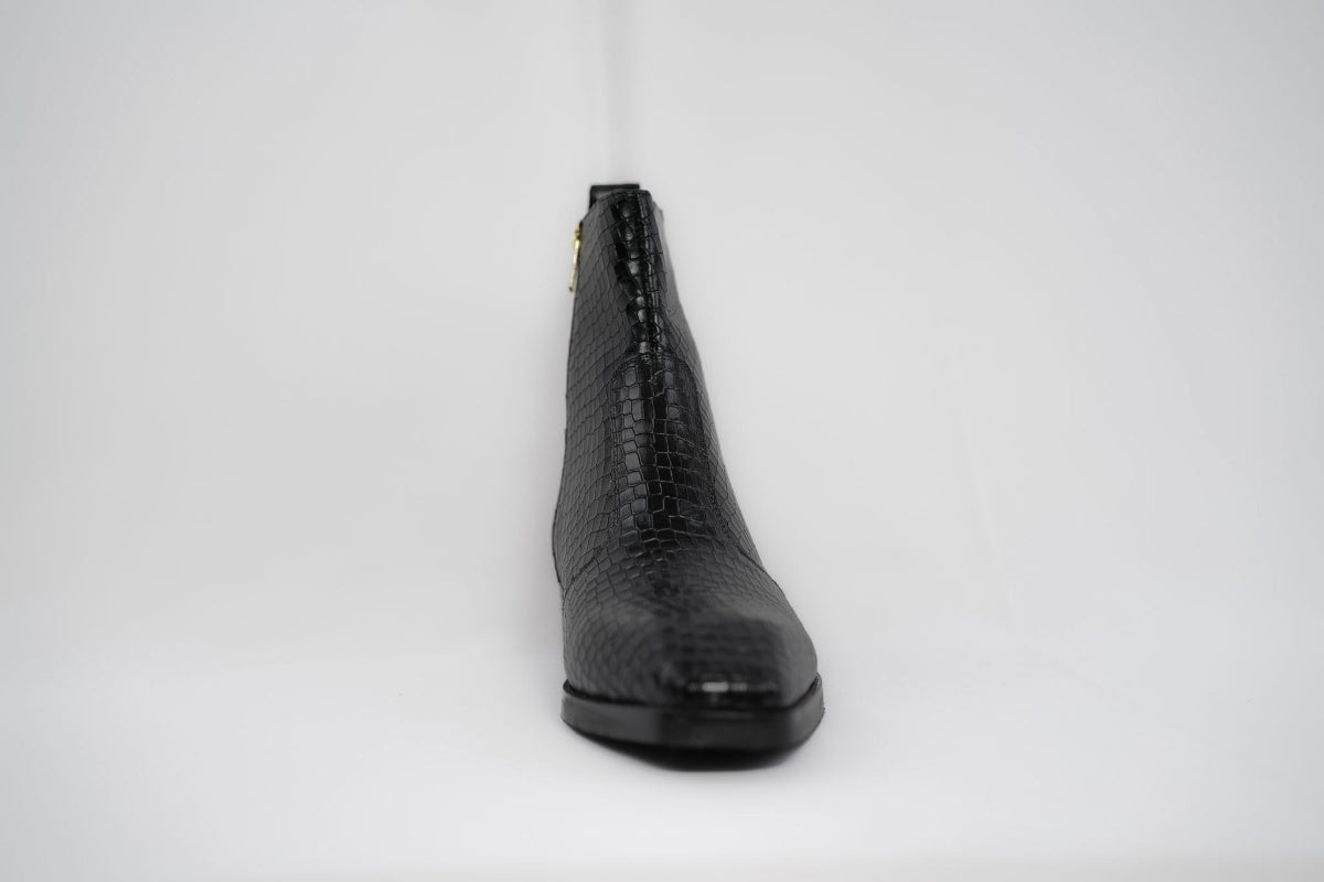 Onyx Krait chisel toe boots