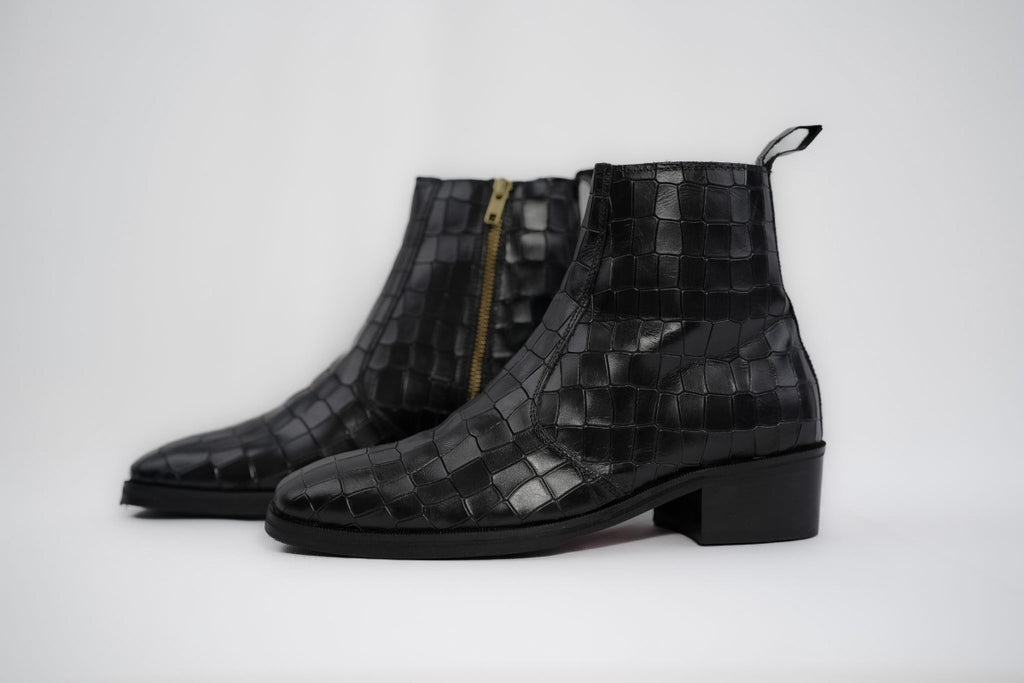 Onyx Caiman flat boots