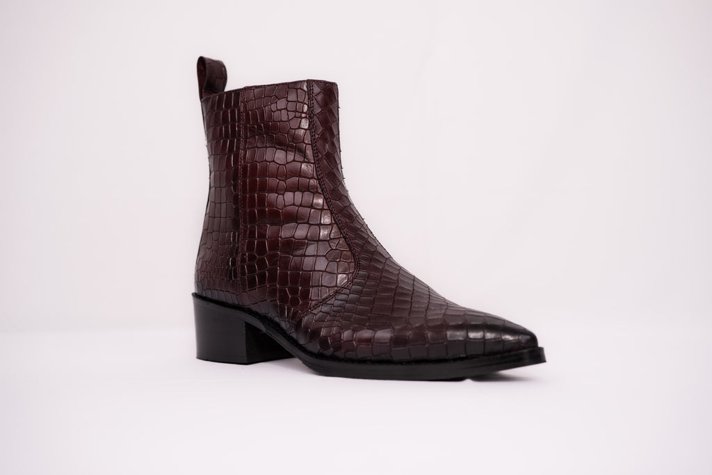 Burgundy Mamba