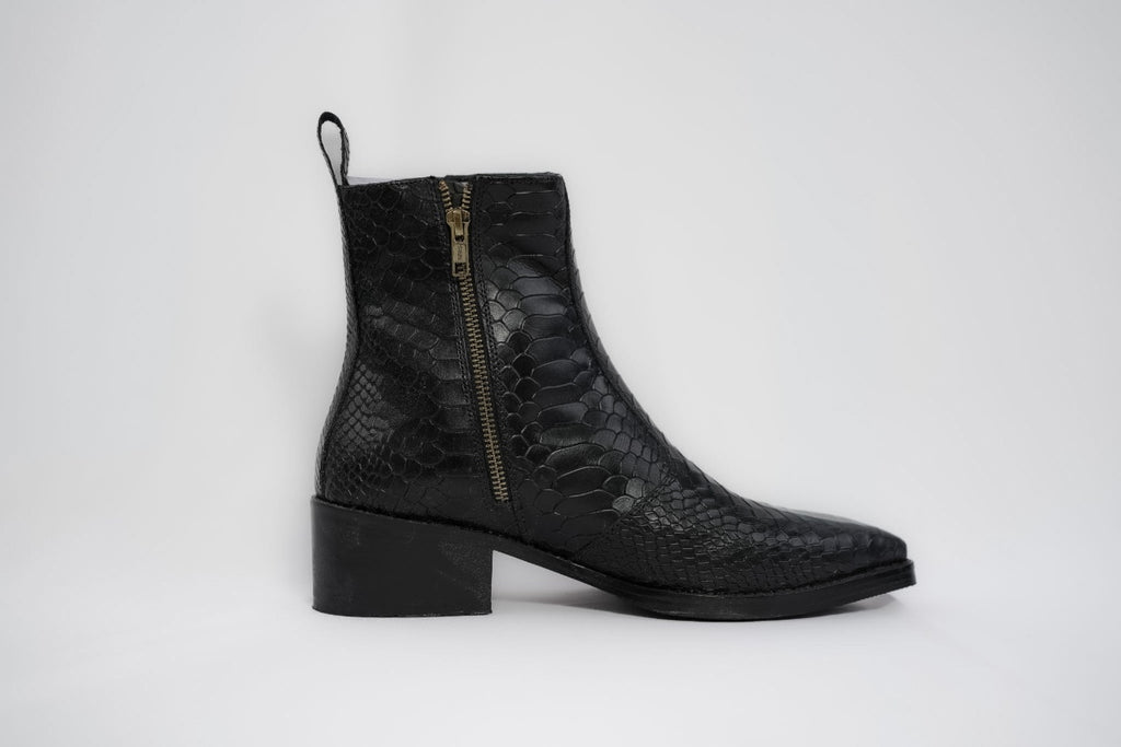 Onyx Mamba boots