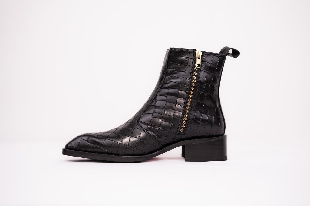 Onyx Caiman Boots