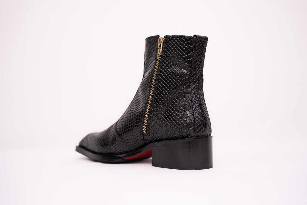 Onyx Mamba Boots